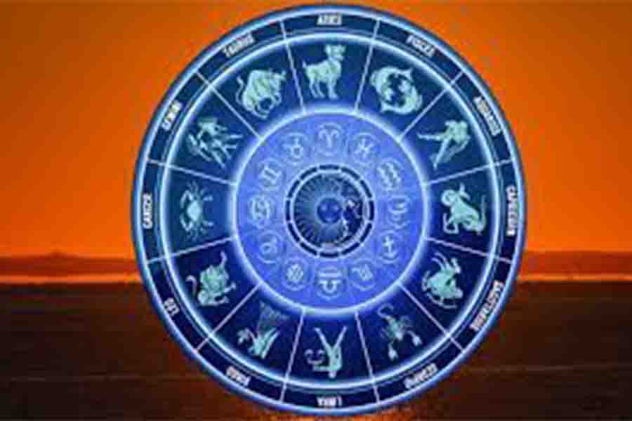 Know your horoscope today. How much luck helps you?