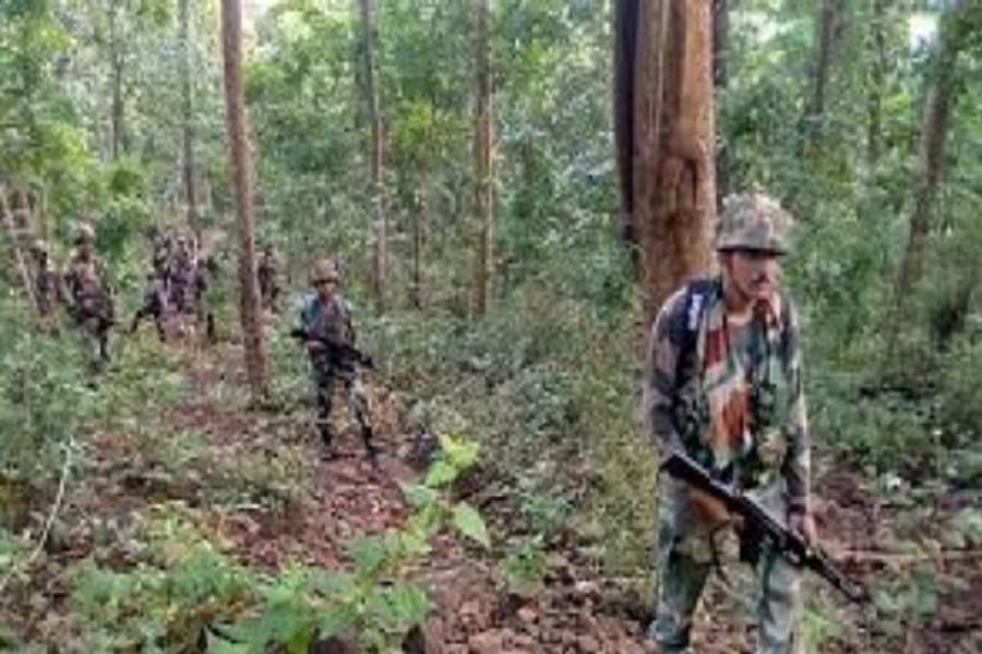 Fierce fighting in Bastar forest, seven Maoists killed by security guards