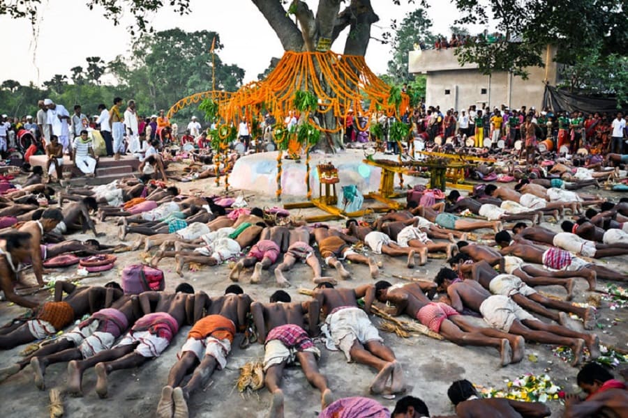 The whole of Bengal rejoices in Gajan festival