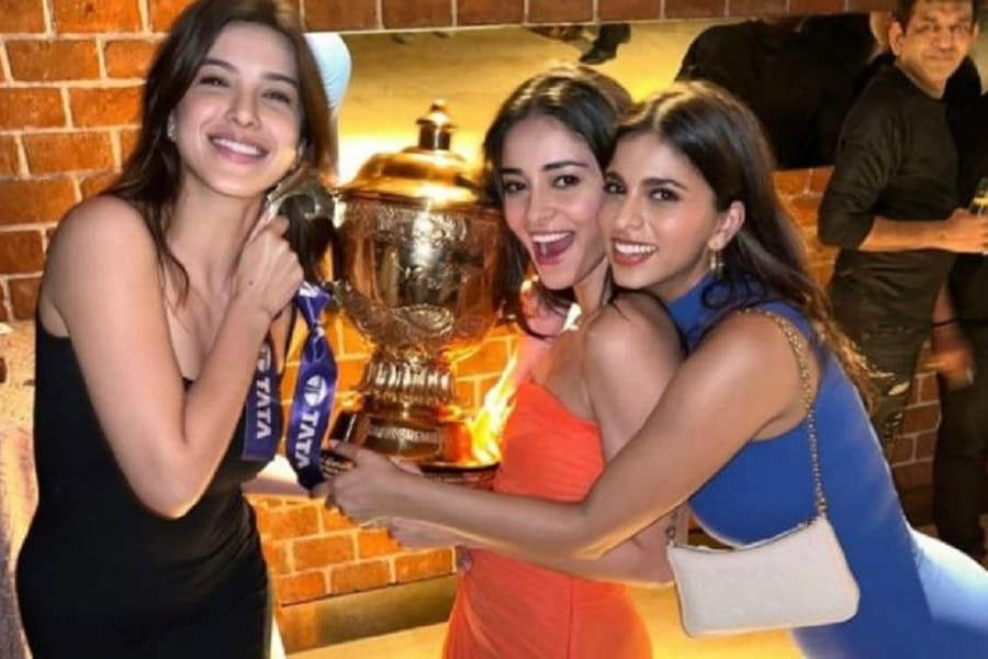 Three BFFs with IPL trophy in hand