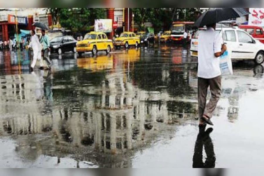 Big news! Finally, relief news, since 5th it is raining in neighboring areas including Kolkata