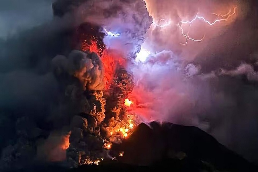 Indonesia's Mount Abu erupts, evacuates seven villages