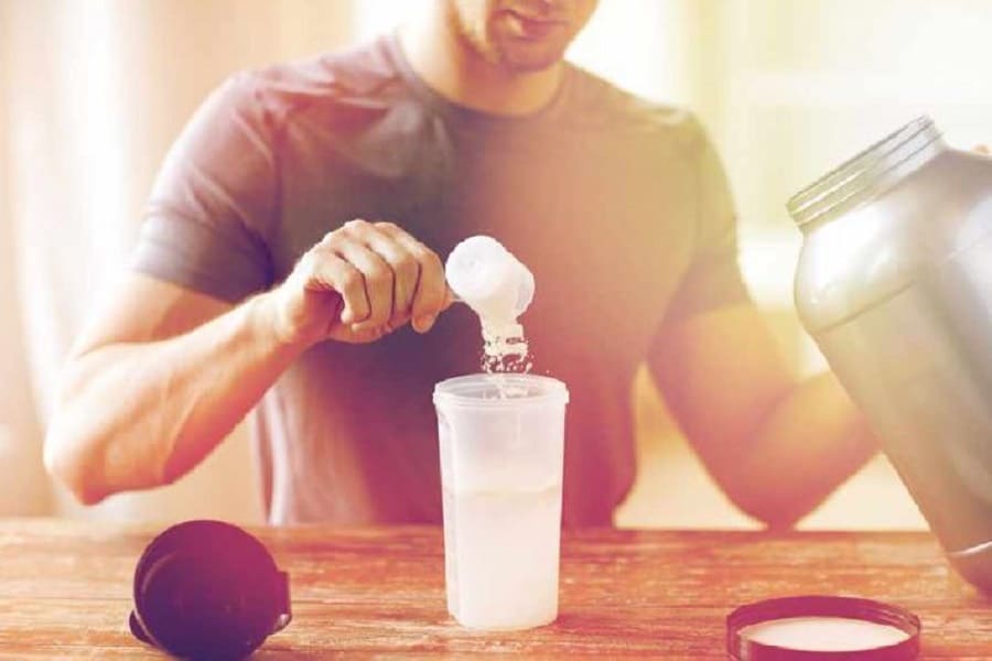 Eating protein powder regularly? Adeo knows if protein powder is right for your body