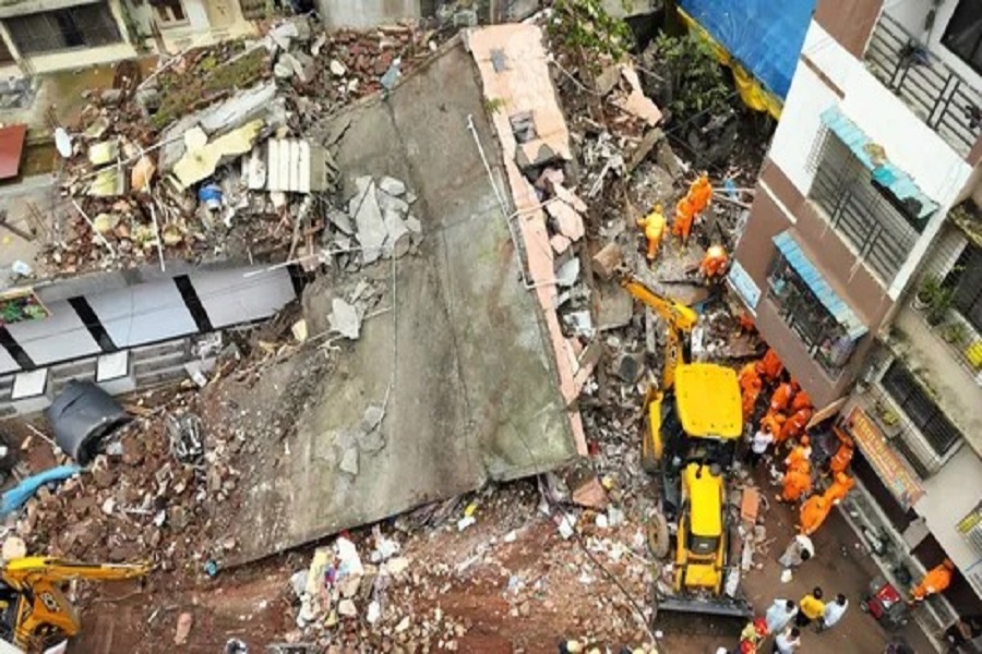 Building collapsed in Maharashtra