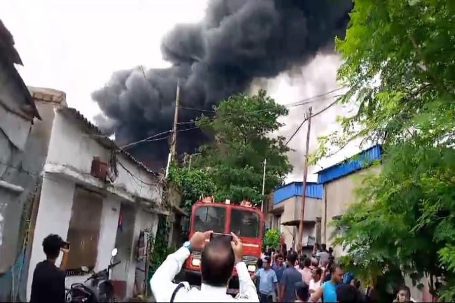 Another terrible fire in the city, fire in the chemical godown