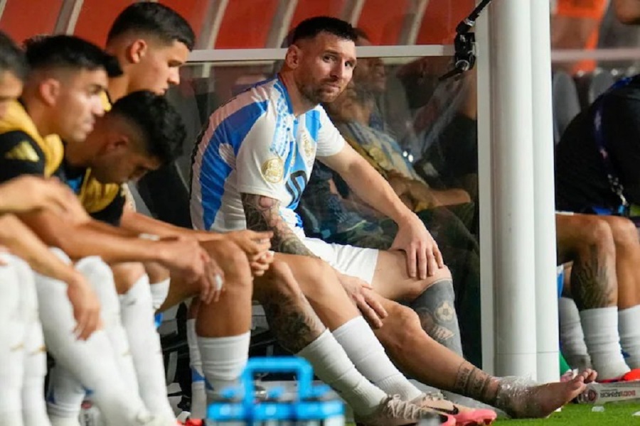 Lionel Messi will not be able to enter the MLS match due to an ankle injury