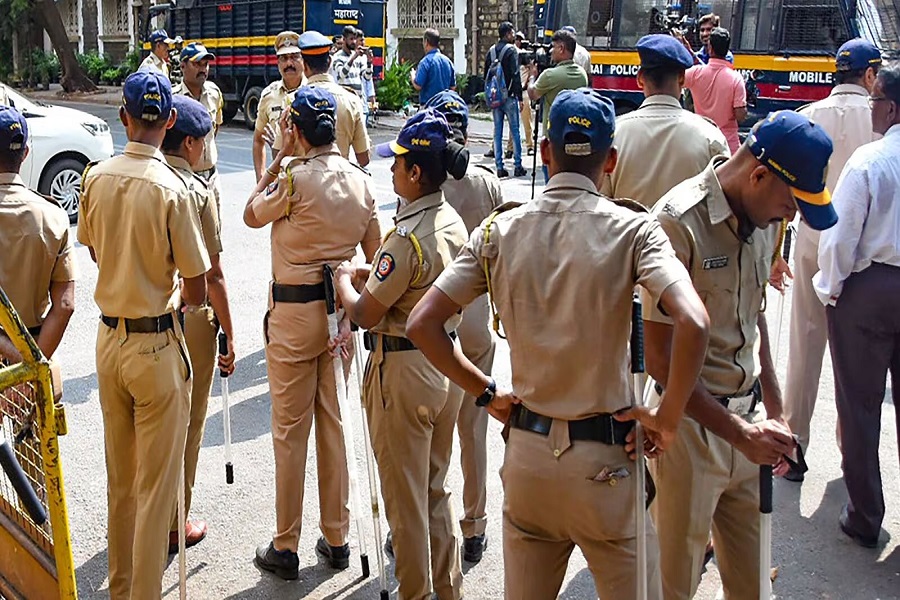 Mumbai Police presented charge sheet against 6 people including Lawrence Bishnoi
